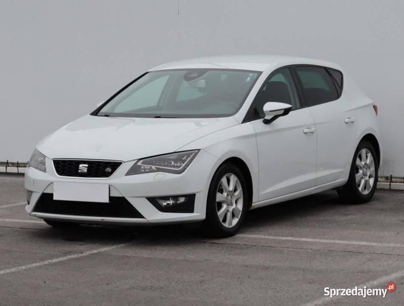Używany Seat Leon 2015 Biały Hatchback