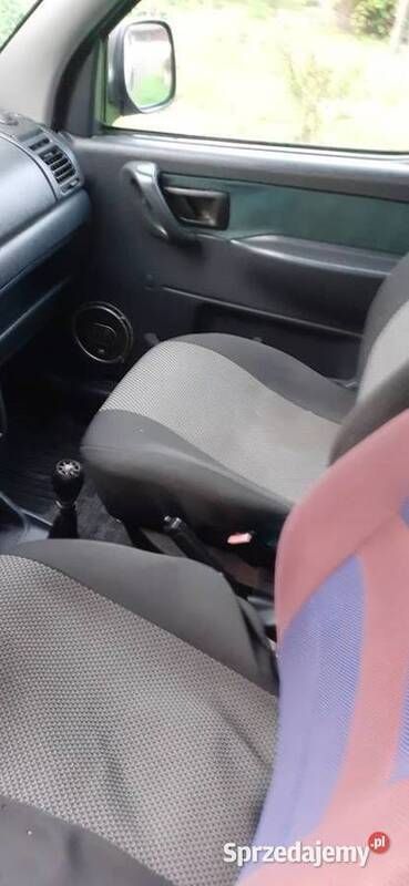 Używany Peugeot Partner 2000 Minivan