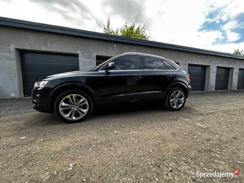 Używany Audi Q3 Sport 2015 Czarny SUV