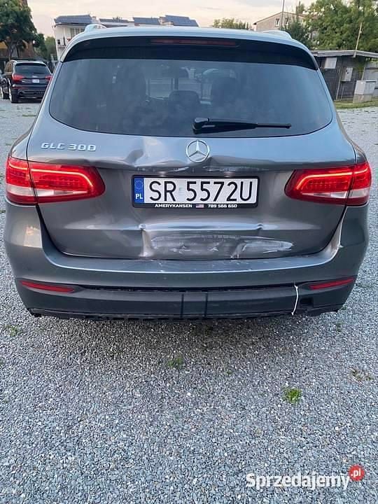 Używany Mercedes GLC300 2015 Niebieski SUV