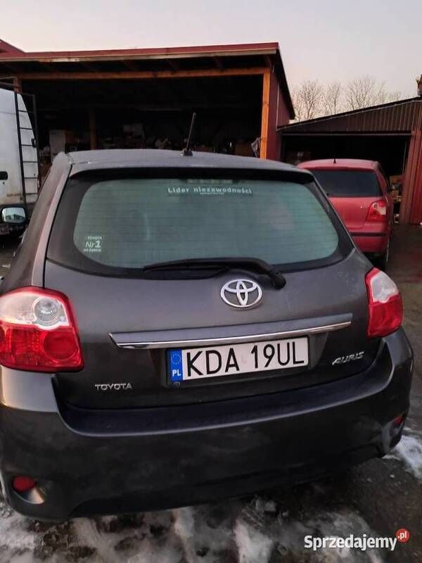 Używany 2013 Toyota Auris | 38 000 zł (Dość drogi) - Obraz 1/4