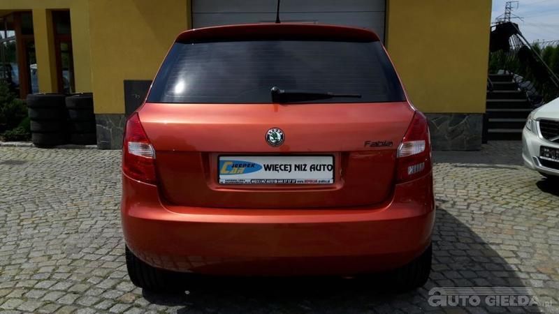 Używany Skoda Fabia 2008 Pomarańczowy metalik Hatchback
