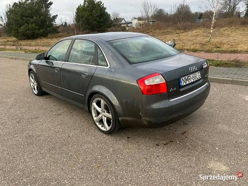 Używany Audi A4 2002 Szary Sedan/Limuzyna