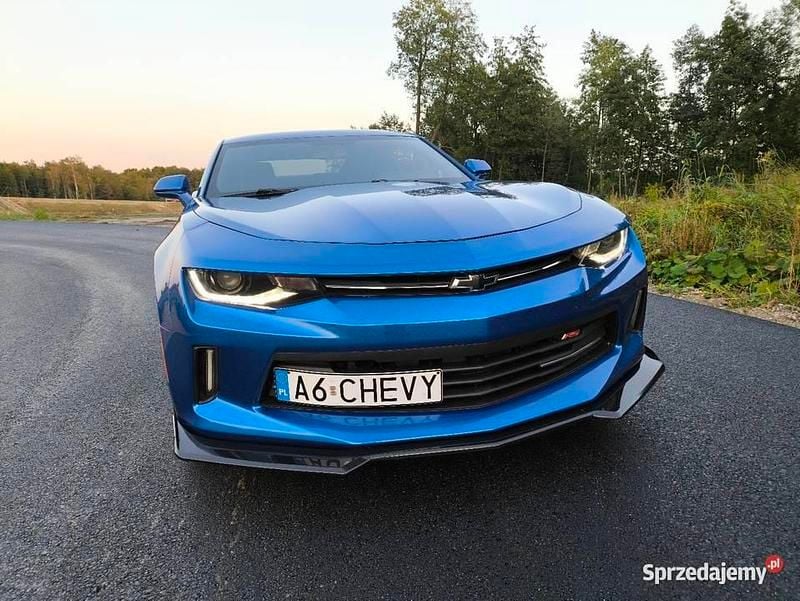 Niebieski Używany 2017 Chevrolet Camaro Coupe | 92 500 zł - Obraz 1/4