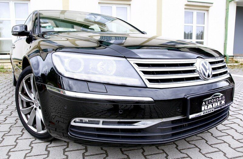 Używany VW Phaeton 239 KM (175 kW) 2013 Czarny Sedan/Limuzyna