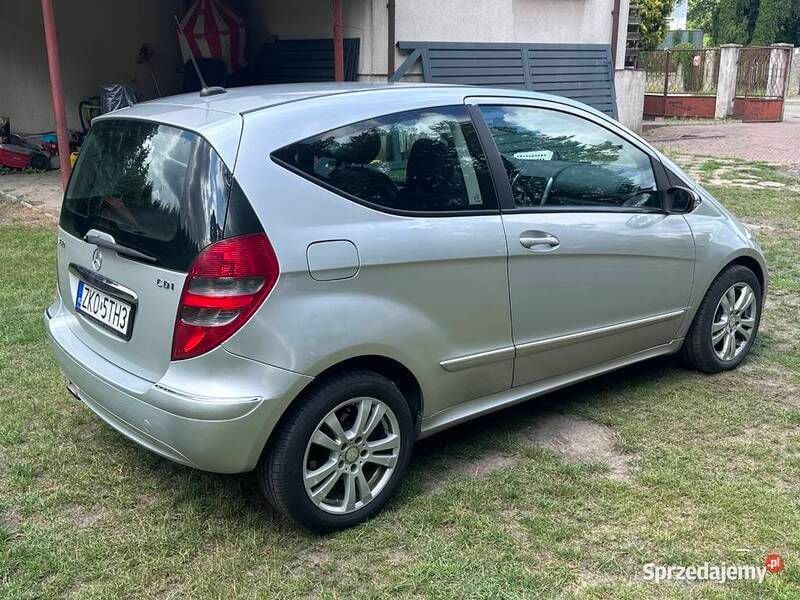 Używany Mercedes A200 2005 Srebrny Hatchback