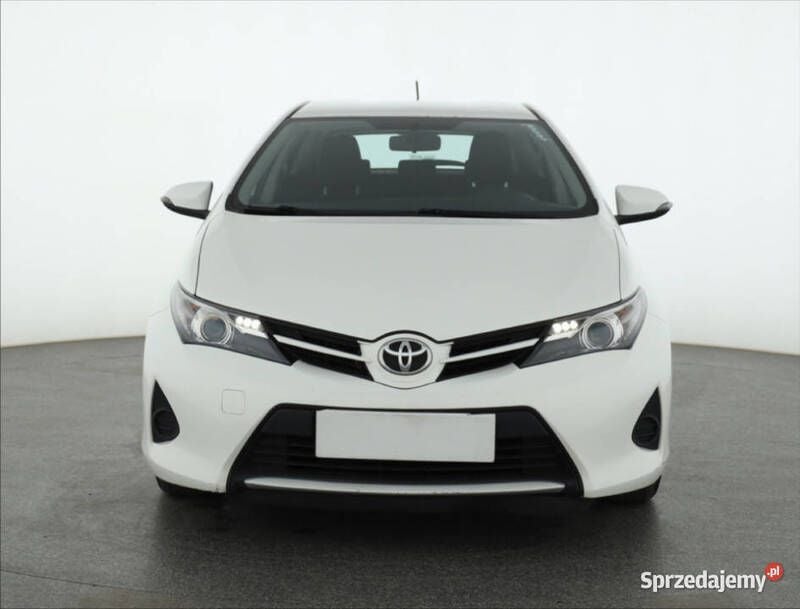 Biały Używany 2014 Toyota Auris Hatchback | 29 999 zł (Dobra cena) - Obraz 1/4