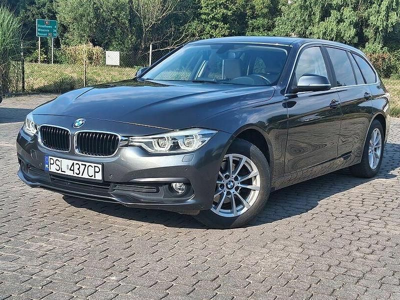 Grafitowy Używany 2015 BMW 318 Kombi | 41 900 zł (Dobra cena) - Obraz 1/4
