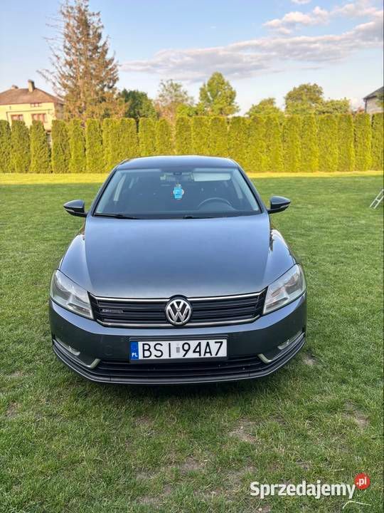 Szary Używany 2013 VW Passat Sedan/Limuzyna | 33 900 zł (Dobra cena) - Obraz 1/4