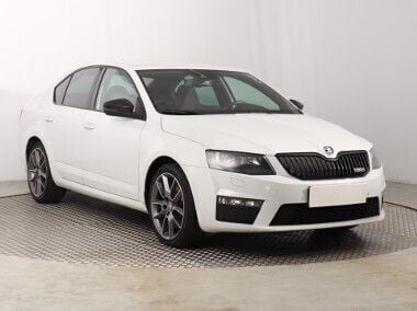Biały Używany 2015 Skoda Octavia Hatchback | 46 999 zł (Uczciwa cena) - Obraz 1/4