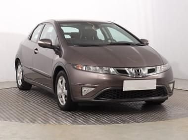 Używany Honda Civic 99 KM (72 kW) 2010 Szary Hatchback
