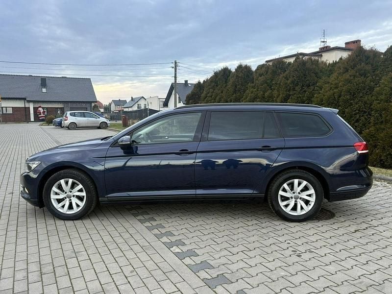Używany VW Passat 120 KM (88 kW) 2016 Niebieski (metalik) Kombi