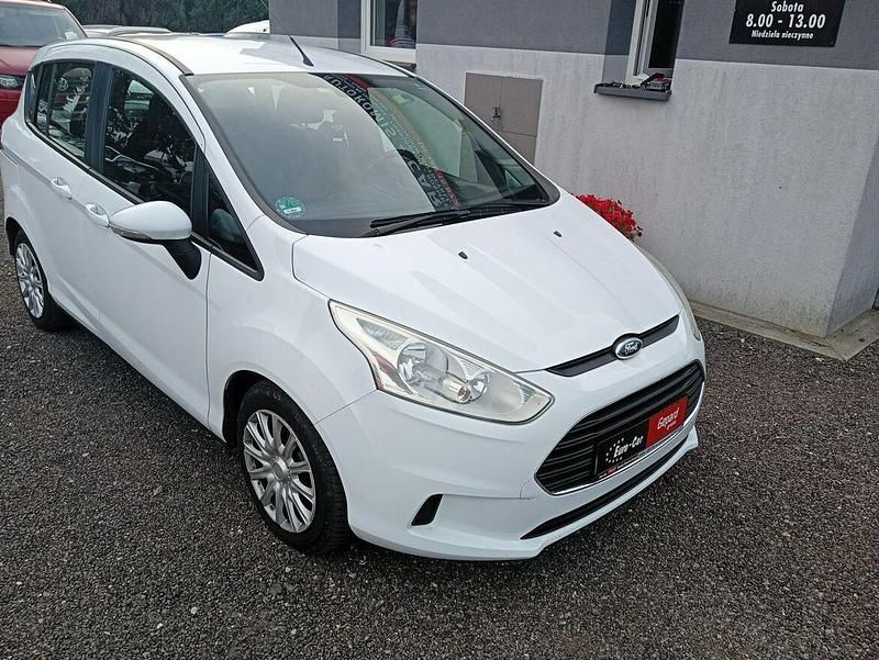 Biały Używany 2013 Ford B-MAX Minivan | 23 900 zł (Uczciwa cena) - Obraz 1/4