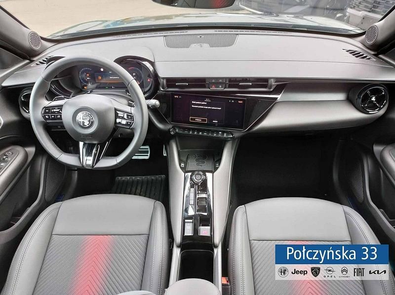 Nowe Alfa Romeo GT Junior 145 KM (106 kW) 2025 Czarny Hatchback