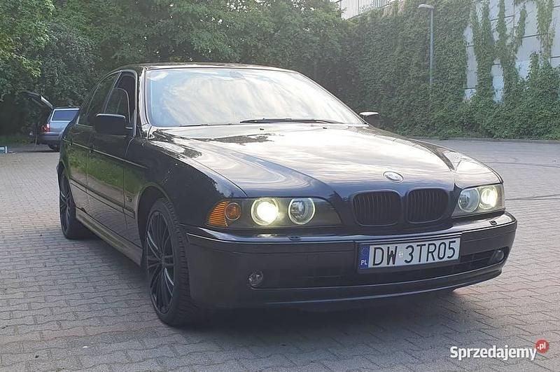 Czarny Używany 2001 BMW 530 Exclusive Sedan/Limuzyna | 34 400 zł - Obraz 1/4
