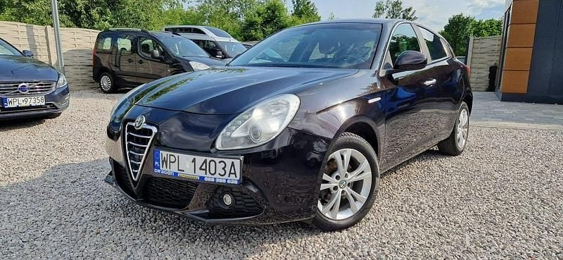 Brązowy Używany 2013 Alfa Romeo Giulietta Hatchback | 24 900 zł (Uczciwa cena) - Obraz 1/4