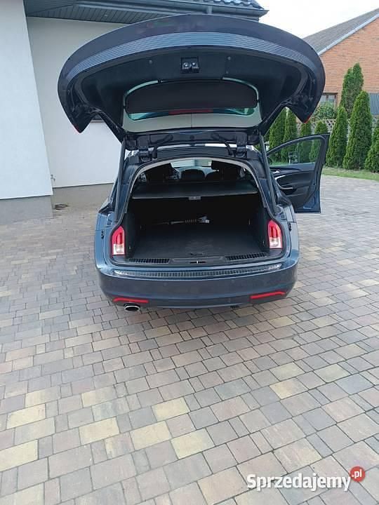 Używany Opel Insignia 2010