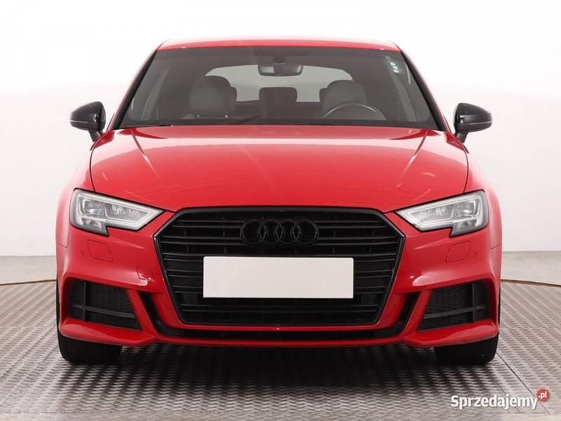 Czerwony Używany 2020 Audi A3 Hatchback | 73 999 zł (Dobra cena) - Obraz 1/4
