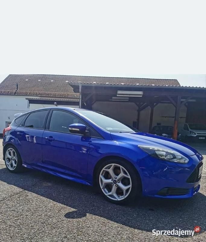 Niebieski Używany 2013 Ford Focus ST Hatchback | 35 000 zł (Dobra cena) - Obraz 1/4