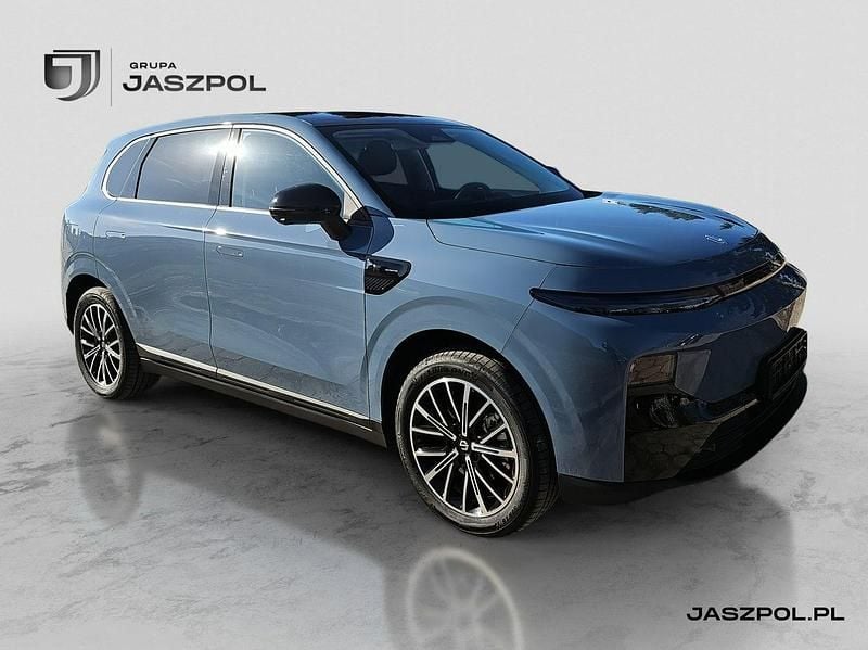 Nowe Leapmotor B10 160 kW (218 KM) 2025 Fioletowy (metalik, perła) SUV