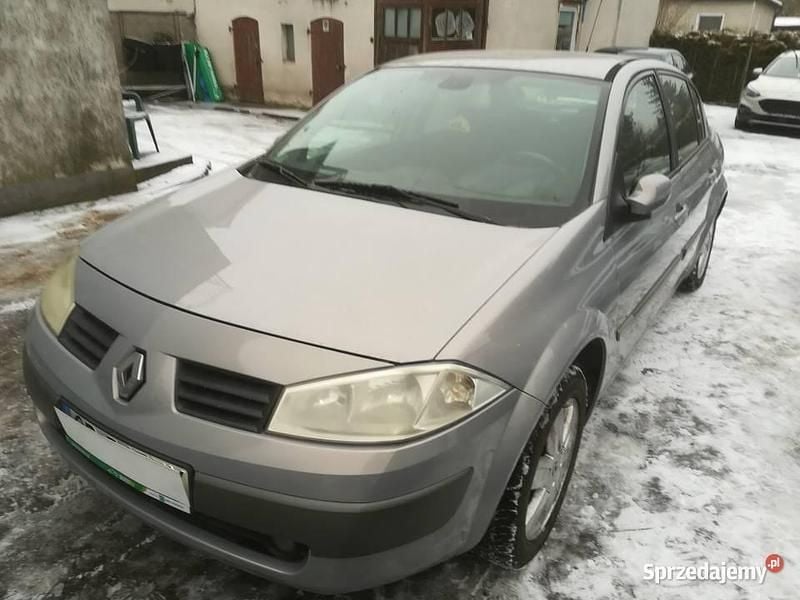 Używany Renault Mégane II 113 KM (83 kW) 2004 Srebrny Sedan/Limuzyna
