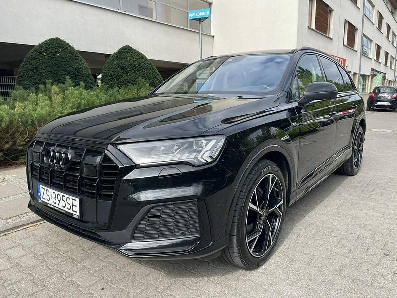Czarny (metalik) Używany 2023 Audi Q7 Premium SUV | 349 000 zł - Obraz 1/4