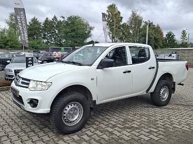 Biały Używany 2014 Mitsubishi L200 Pickup | 44 900 zł - Obraz 1/4