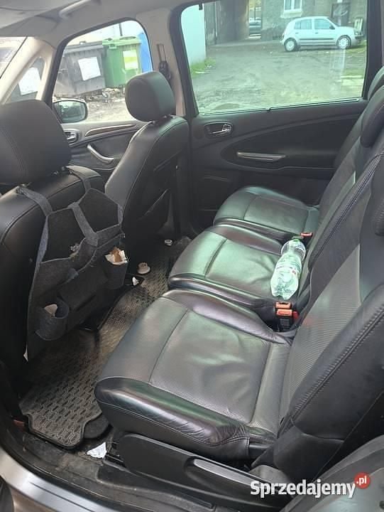 Srebrny Używany 2006 Ford Galaxy Minivan | 6200 zł (Super Cena) - Obraz 1/3