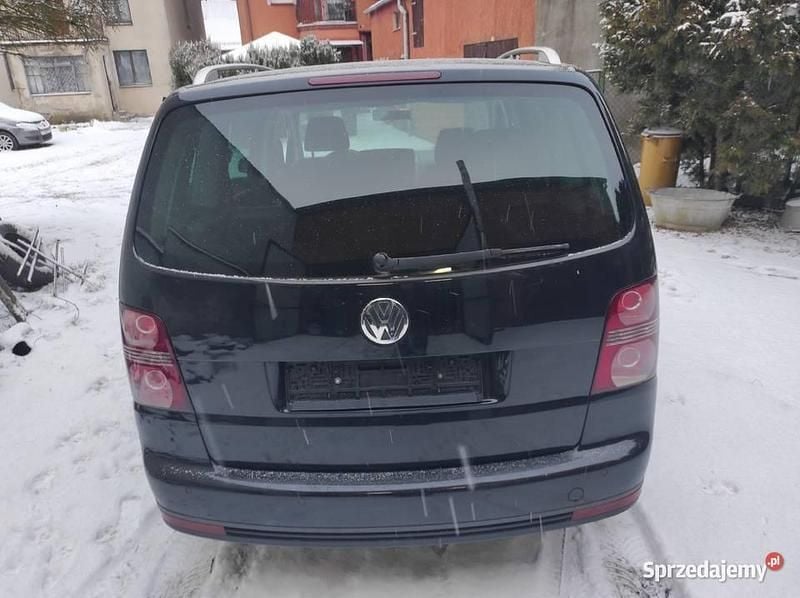 Używany VW Touran 140 KM (102 kW) 2007 Minivan