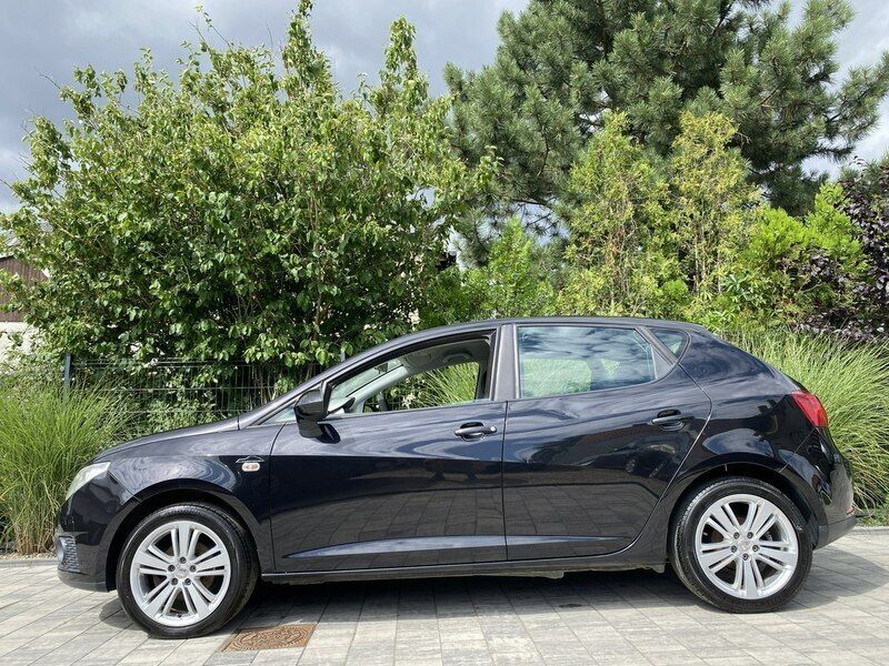 Czarny Używany 2009 Seat Ibiza Sedan/Limuzyna | 14 900 zł (Uczciwa cena) - Obraz 1/4