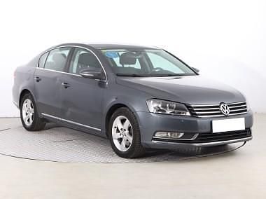 Szary Używany 2013 VW Passat Sedan/Limuzyna | 35 999 zł (Uczciwa cena) - Obraz 1/4