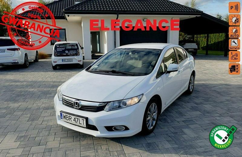 Biały Używany 2012 Honda Civic Sedan/Limuzyna | 35 900 zł (Drogi) - Obraz 1/4