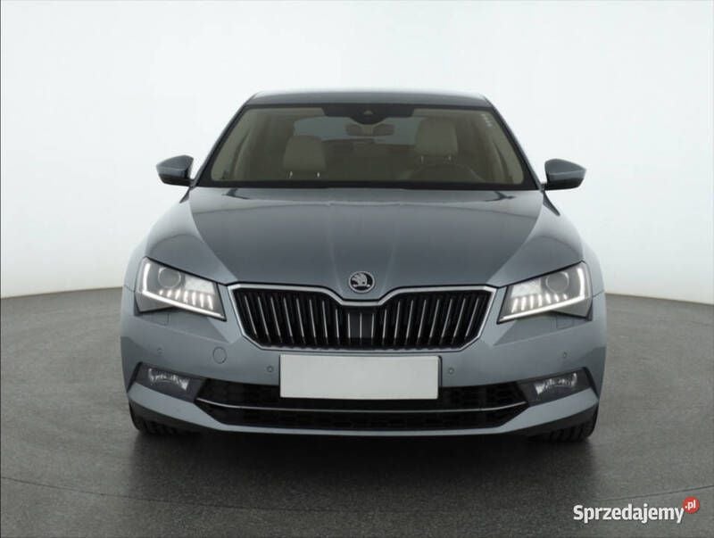 Szary Używany 2016 Skoda Superb Sedan/Limuzyna | 65 999 zł (Dobra cena) - Obraz 1/4