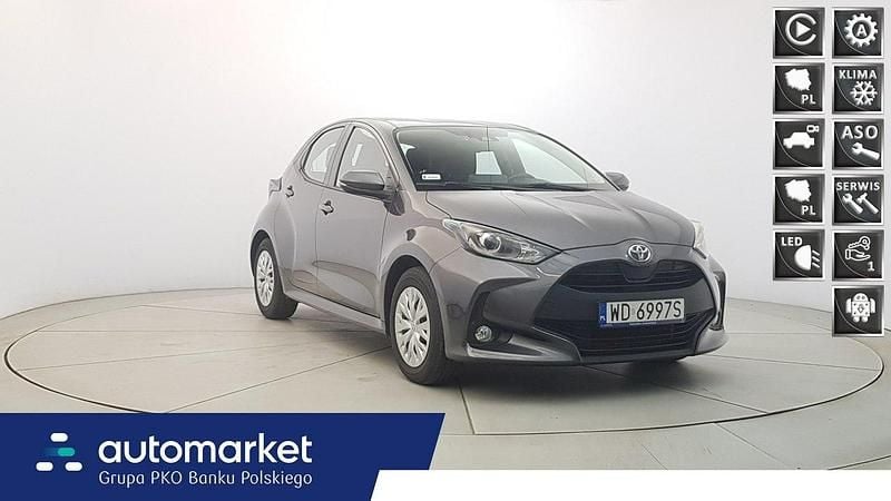 Szary (metalik) Używany 2022 Toyota Yaris Hybrid Hatchback | 74 850 zł (Dobra cena) - Obraz 1/4
