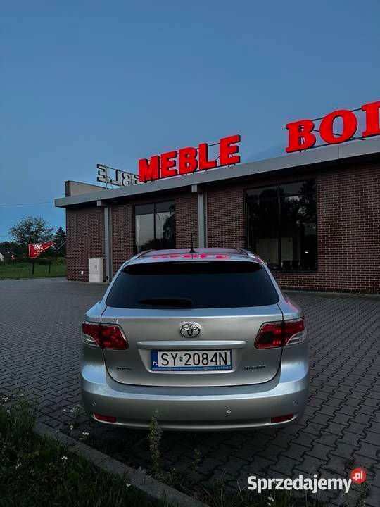 Srebrny Używany 2009 Toyota Avensis Sedan/Limuzyna | 20 900 zł (Uczciwa cena) - Obraz 1/3