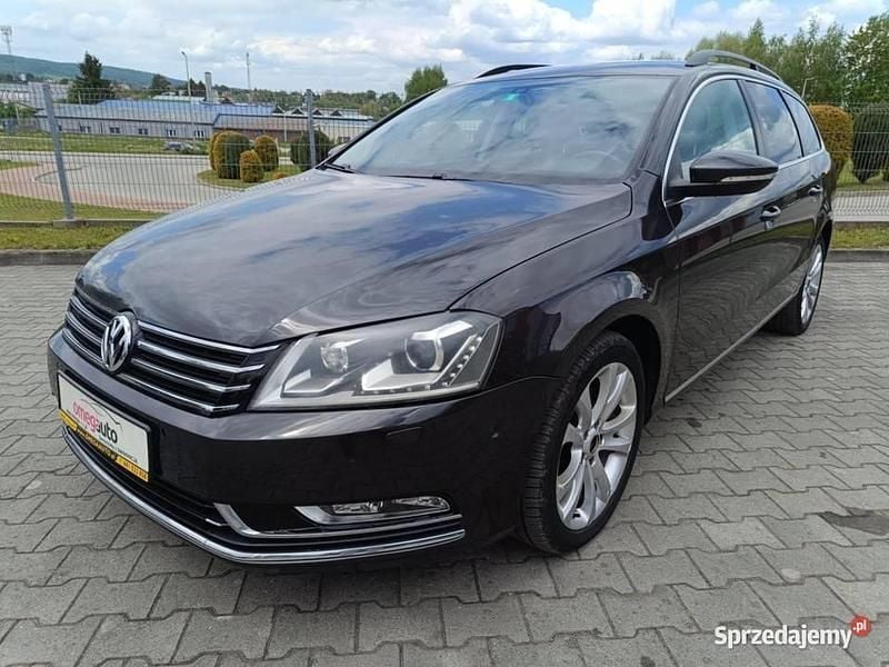 Używany VW Passat 2012 Czarny Sedan/Limuzyna