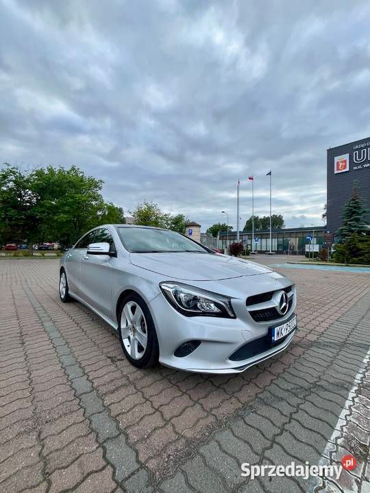 Srebrny Używany 2018 Mercedes CLA250 Sedan/Limuzyna | 75 500 zł - Obraz 1/4