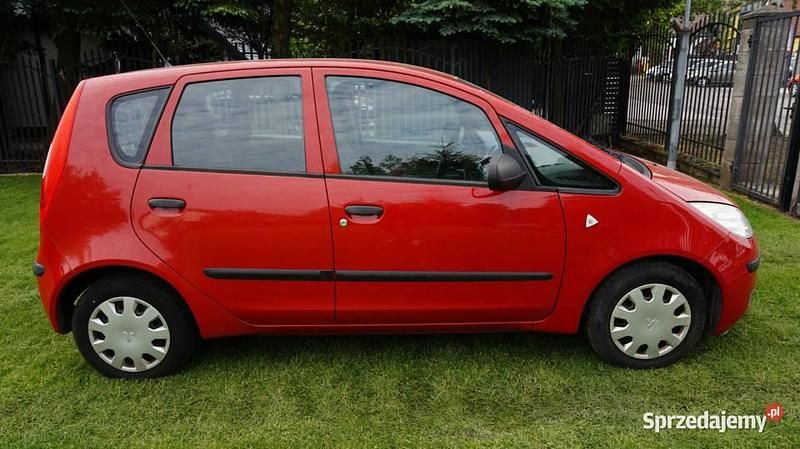 Używany Mitsubishi Colt 75 KM (55 kW) 2007 Czerwony Hatchback