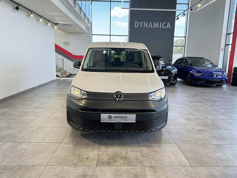 Biały Używany 2022 VW Caddy R Minivan | 86 900 zł (Drogi) - Obraz 1/2