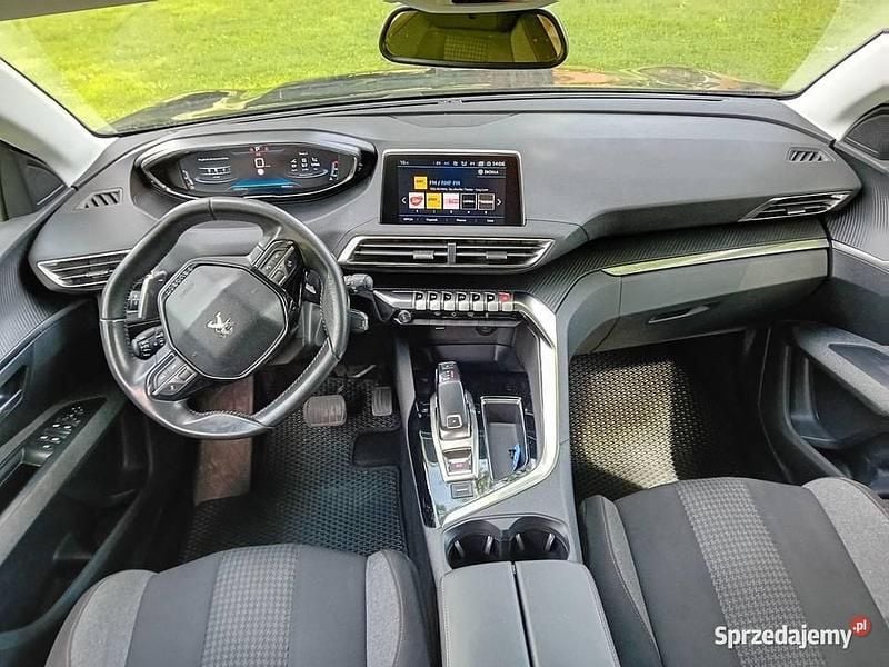 Czarny Używany 2020 Peugeot 5008 Minivan | 70 000 zł (Dobra cena) - Obraz 1/4