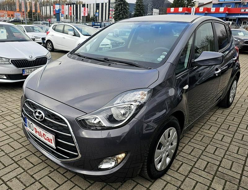 Używany Hyundai ix20 90 KM (66 kW) 2016 Szary Hatchback