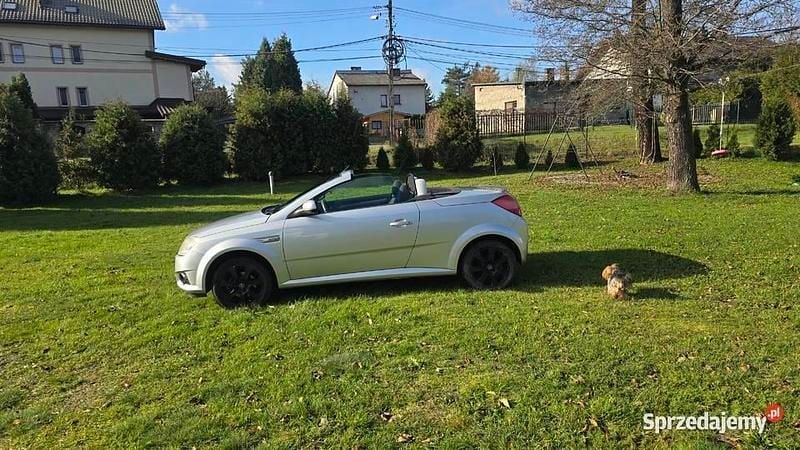 Używany 2006 Opel Tigra Kabriolet | 7900 zł (Uczciwa cena) - Obraz 1/4