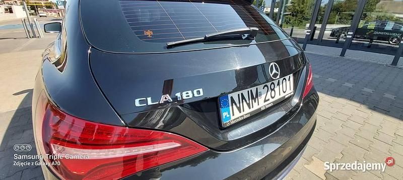 Czarny Używany 2019 Mercedes CLA180 AMG Sedan/Limuzyna | 77 900 zł - Obraz 1/4