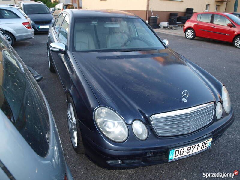 Używany Mercedes A220 Elegance 2005 Granatowy Sedan/Limuzyna
