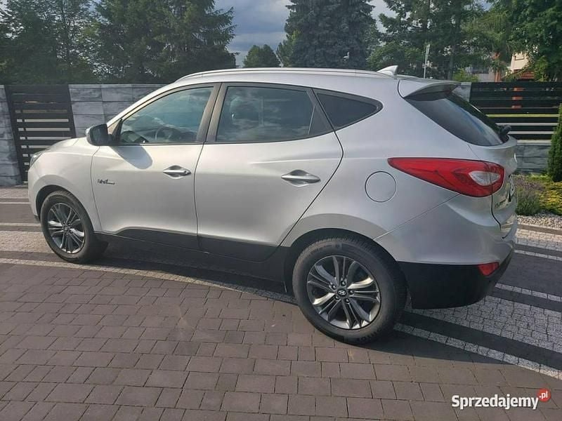 Srebrny Używany 2014 Hyundai ix35 SUV | 46 900 zł (Dość drogi) - Obraz 1/4