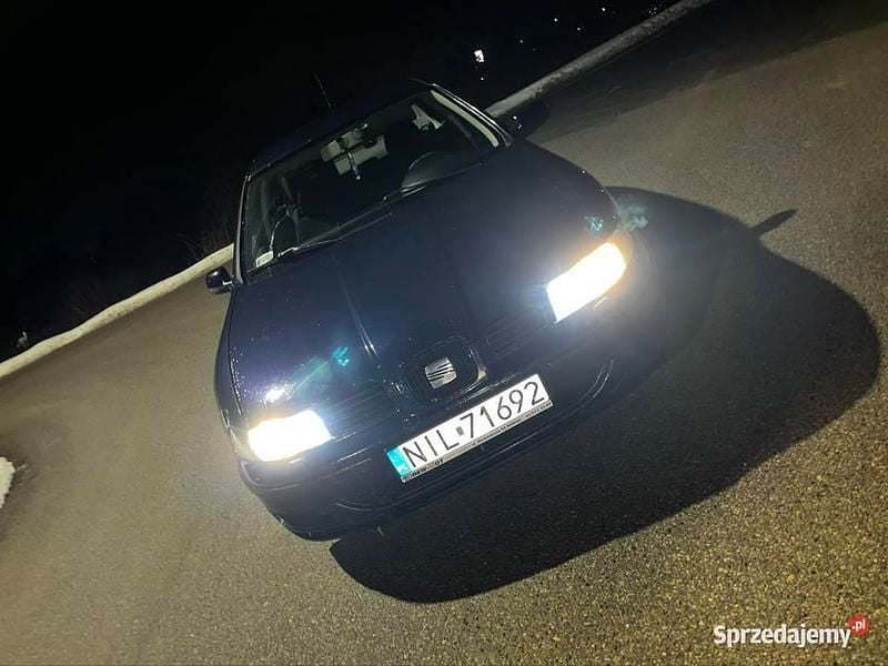 Używany Seat Toledo 2000 Granatowy Sedan/Limuzyna