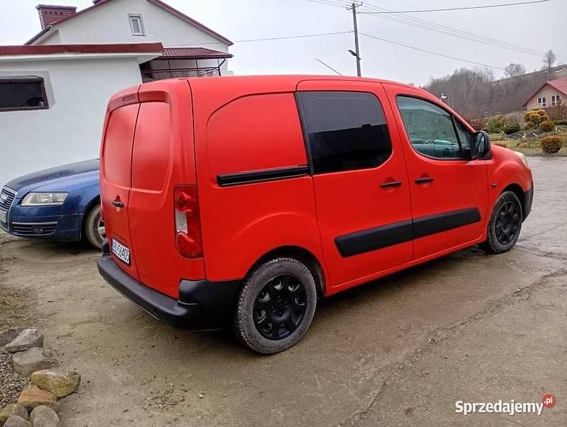 Używany Peugeot Partner 109 KM (80 kW) 2008 Czerwony Minivan