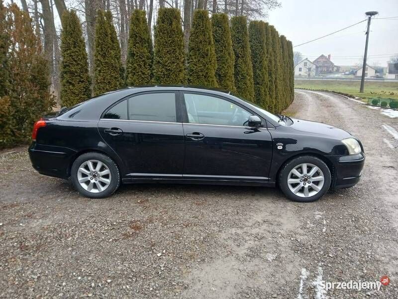 Używany 2004 Toyota Avensis | 9900 zł (Dość drogi) - Obraz 1/4