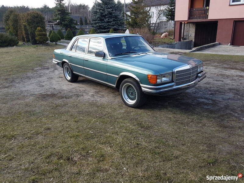 Zielony Używany 1979 Mercedes E350 Sedan/Limuzyna | 15 900 zł - Obraz 1/4