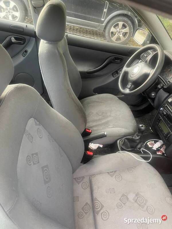 Używany Seat Leon 2001 Czarny Hatchback